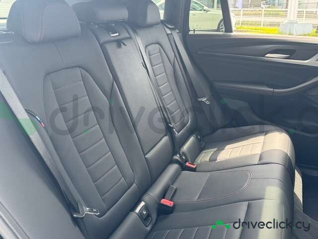 BMW X4 Black