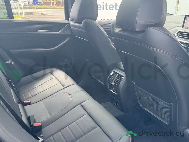 BMW X4 Black