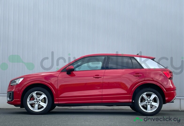 Audi Q2 Red