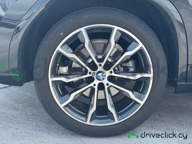 BMW X4 Black