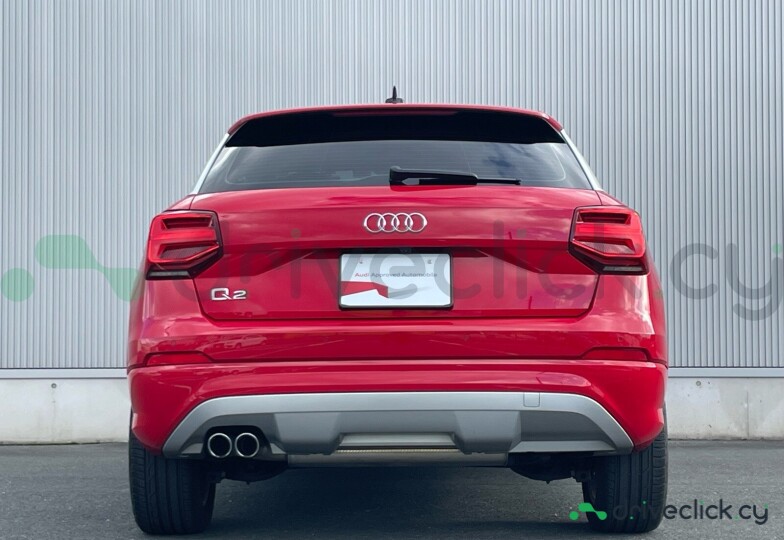 Audi Q2 Red
