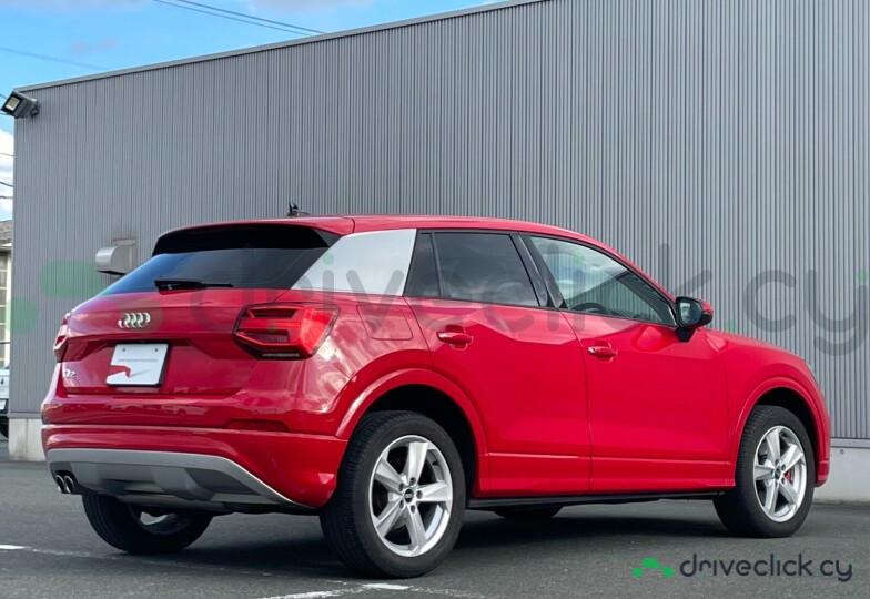 Audi Q2 Red