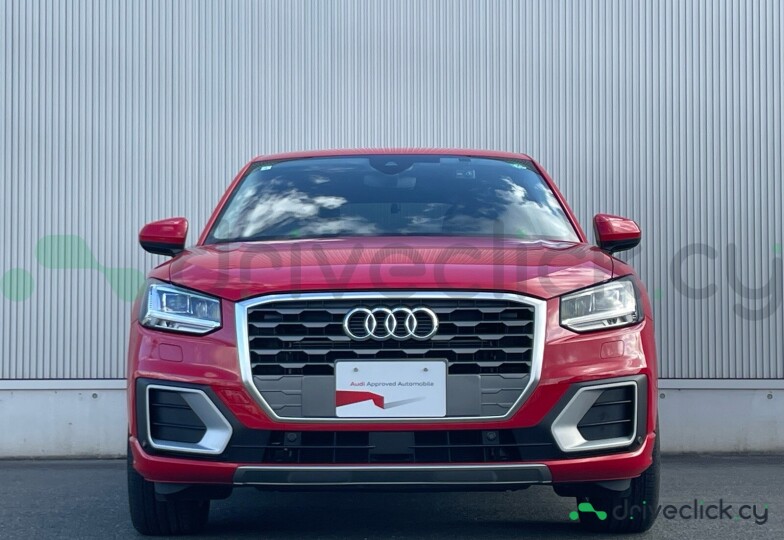 Audi Q2 Red