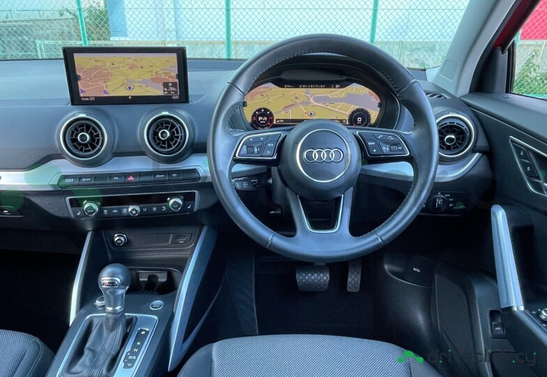 Audi Q2 Red