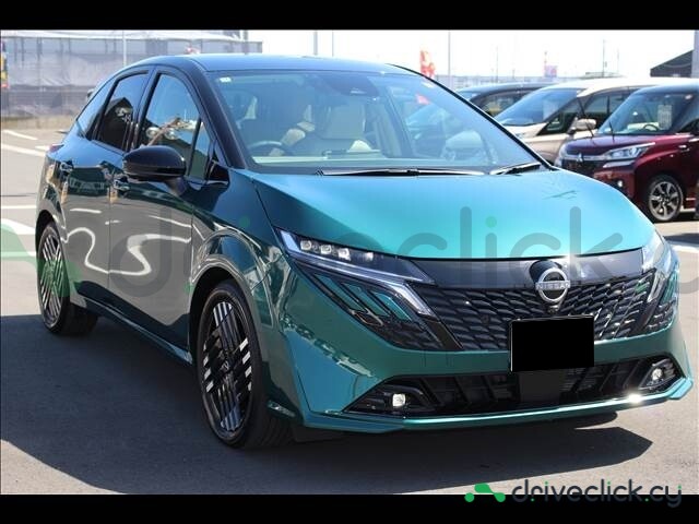 Nissan Aura Turquoise