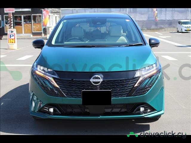 Nissan Aura Turquoise
