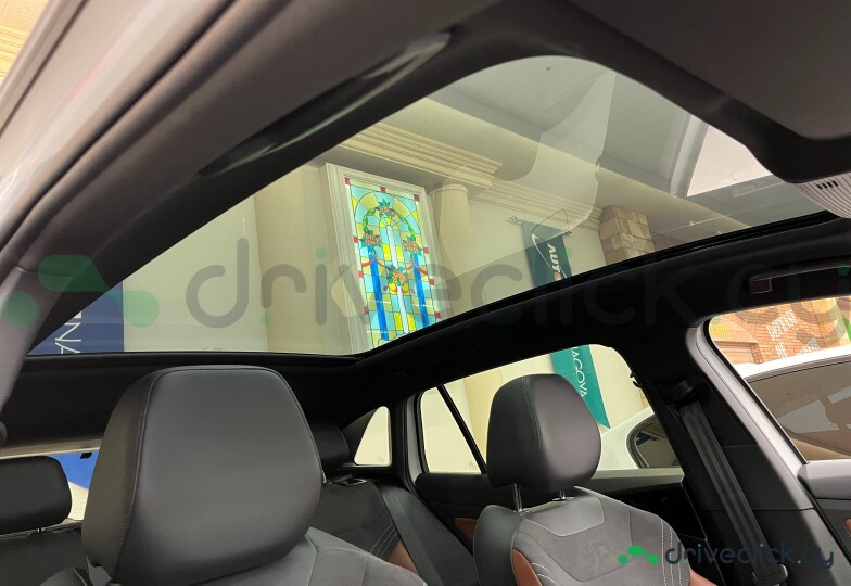 Volkswagen ID.4 White
