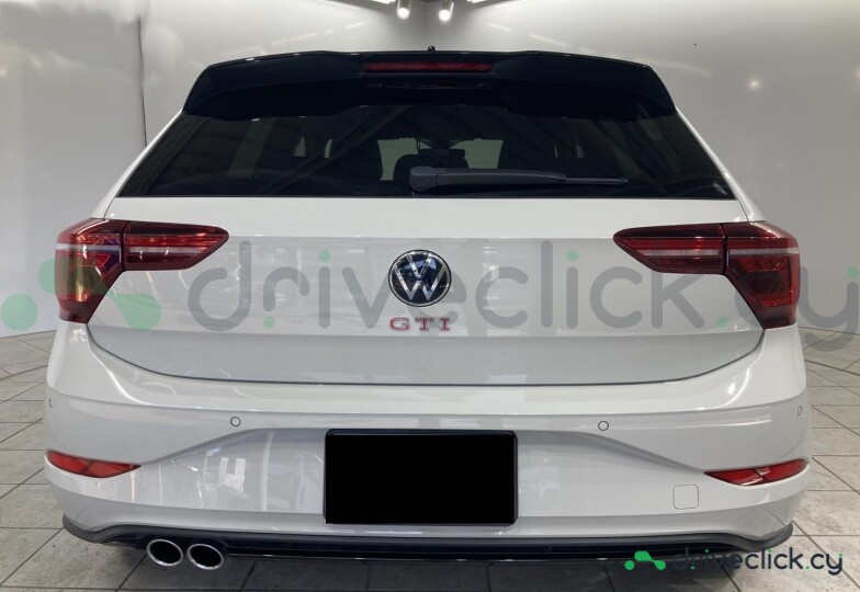 Volkswagen Polo White