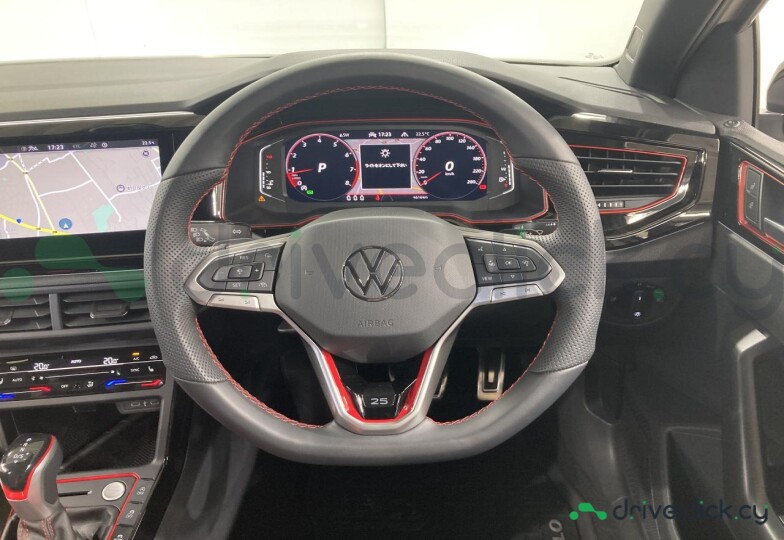 Volkswagen Polo White