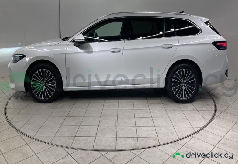 Volkswagen Passat White