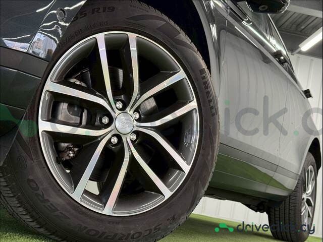 Land Rover Range Rover Evoque Black