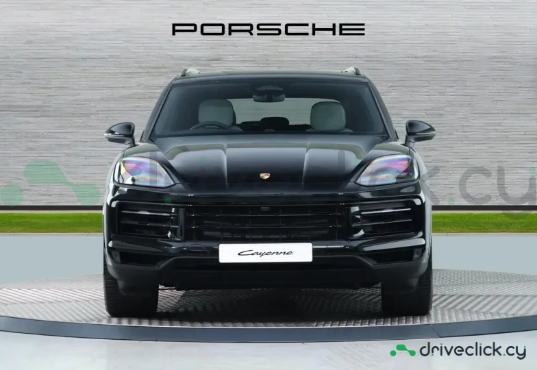 Porsche Cayenne Black