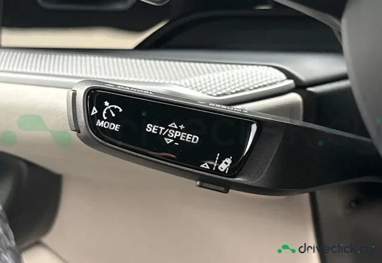 Porsche Cayenne Black