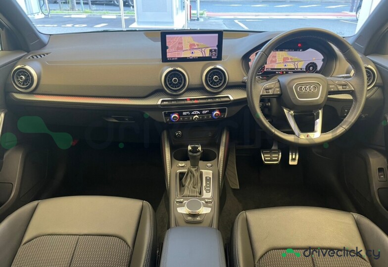 Audi Q2 Black
