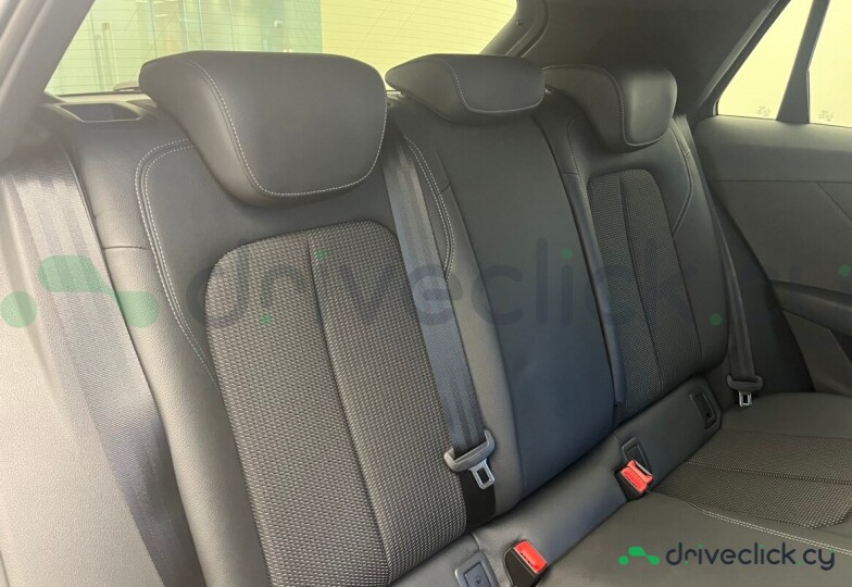 Audi Q2 Black