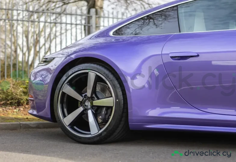 Porsche 911 Purple
