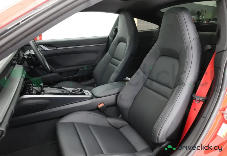 Porsche 911 Red