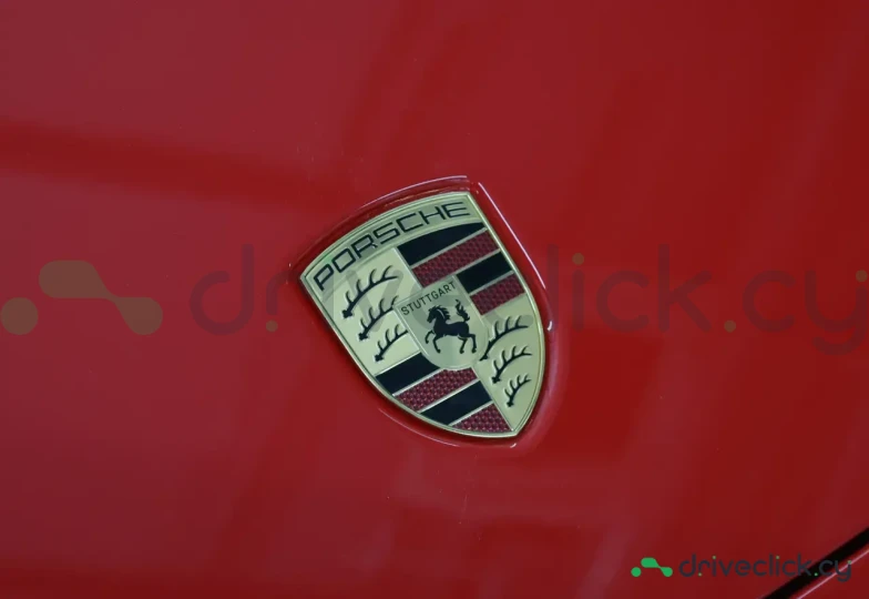 Porsche 911 Red