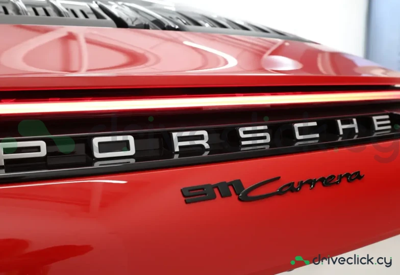 Porsche 911 Red
