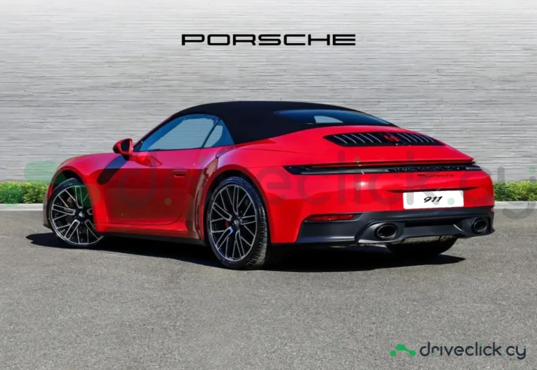 Porsche 911 Red