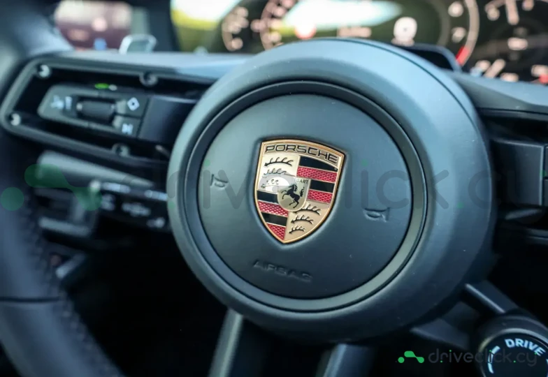 Porsche 911 Red