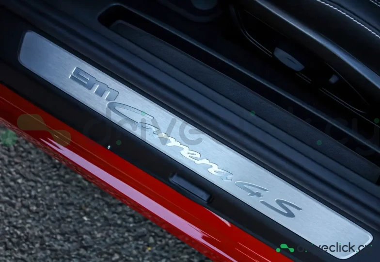 Porsche 911 Red