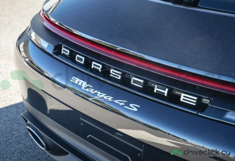 Porsche 911 Black