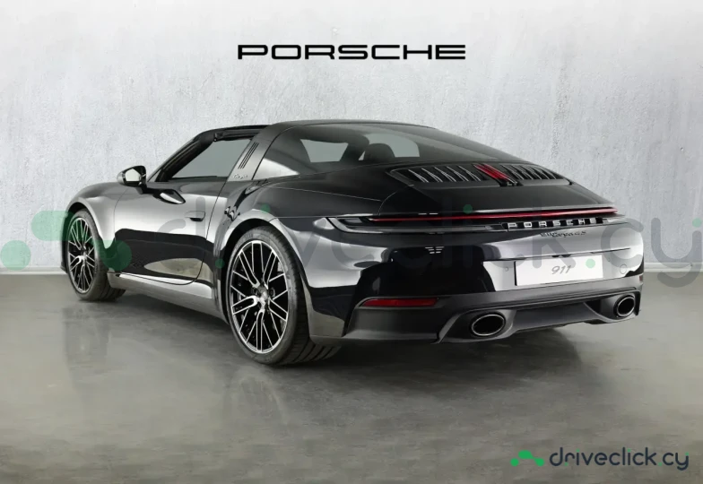 Porsche 911 Black