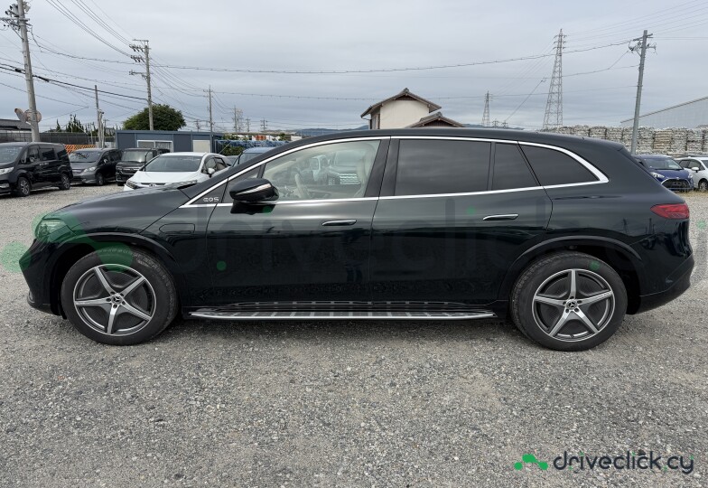 Mercedes EQS SUV Black