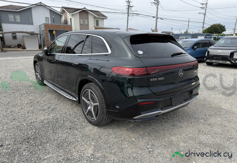 Mercedes EQS SUV Black