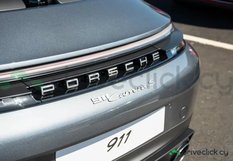 Porsche 911 Grey