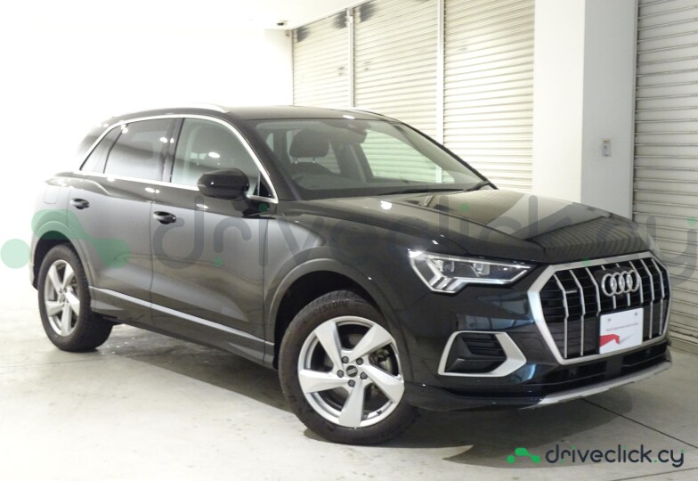 Audi Q3 Black