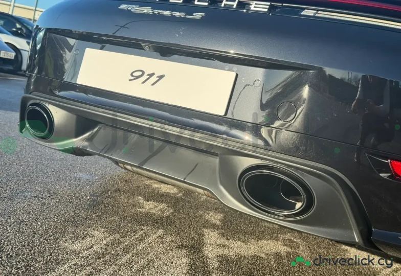 Porsche 911 Black