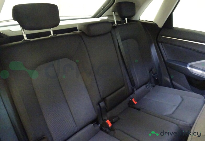 Audi Q3 Black