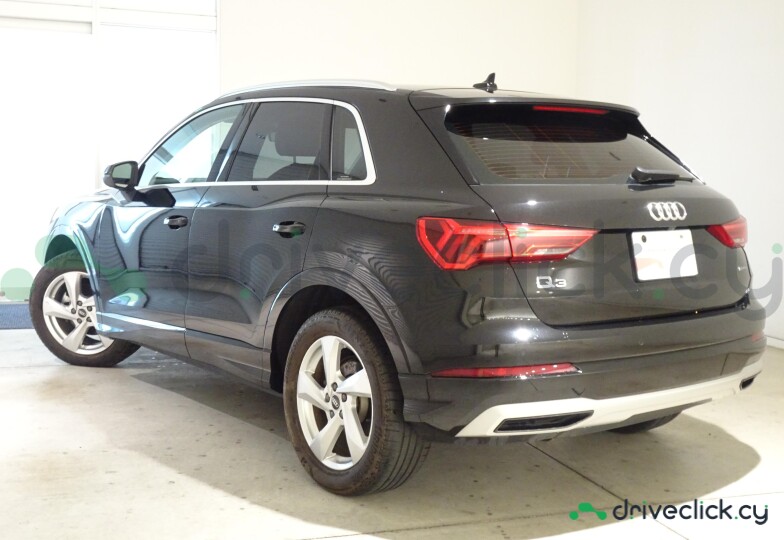 Audi Q3 Black