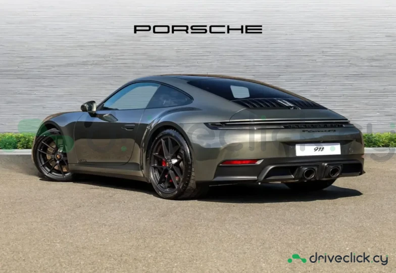 Porsche 911 Зеленый