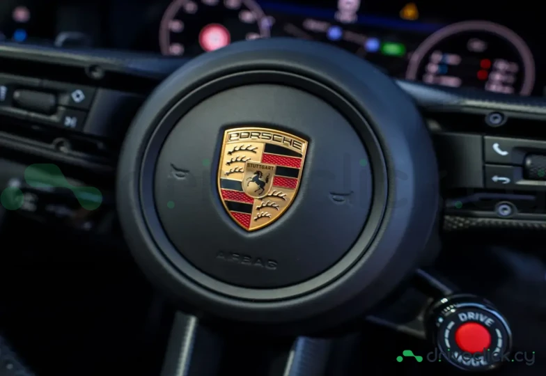 Porsche 911 Зеленый