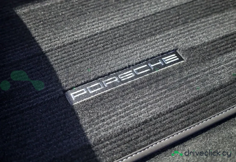 Porsche 911 Зеленый