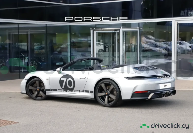 Porsche 911 Grey
