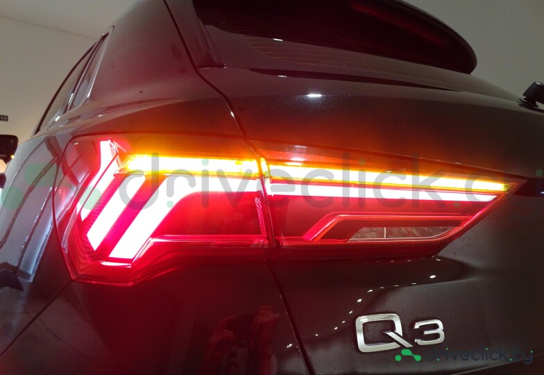 Audi Q3 Black