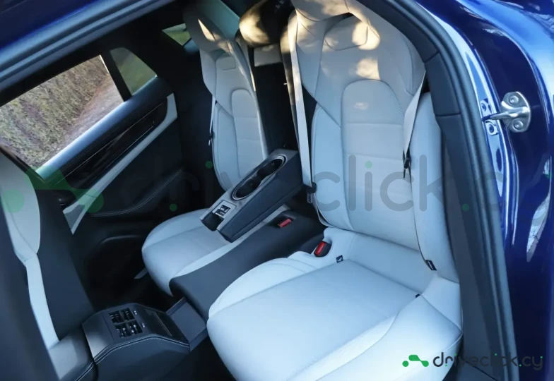 Porsche Panamera Blue