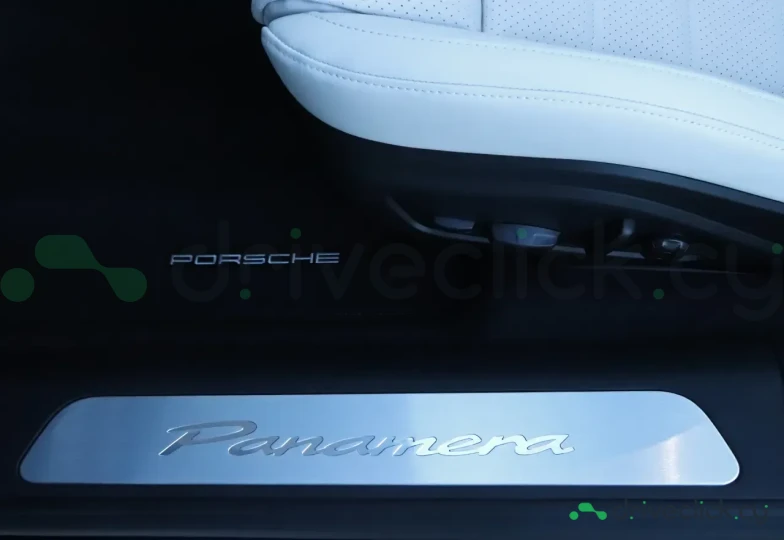 Porsche Panamera Blue