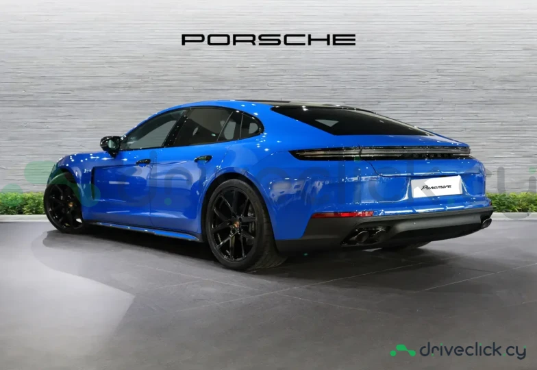 Porsche Panamera Blue