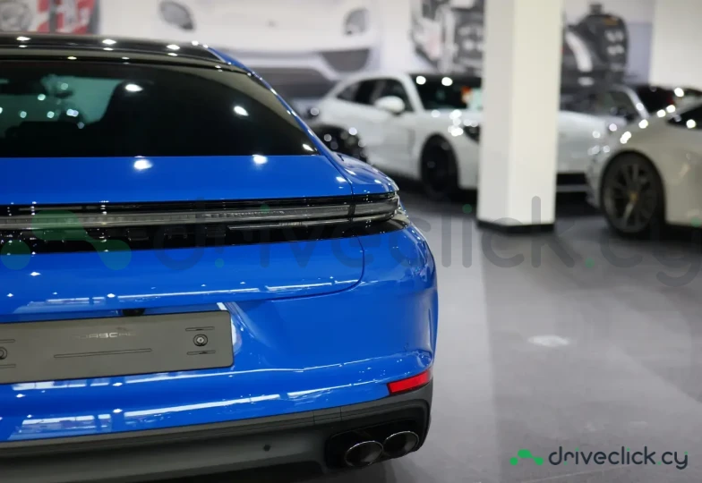Porsche Panamera Blue