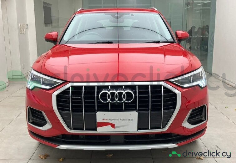 Audi Q3 Red