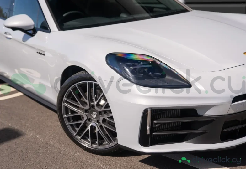 Porsche Panamera Grey
