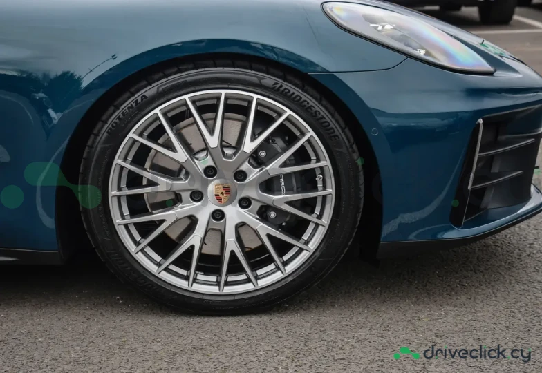 Porsche Panamera Blue