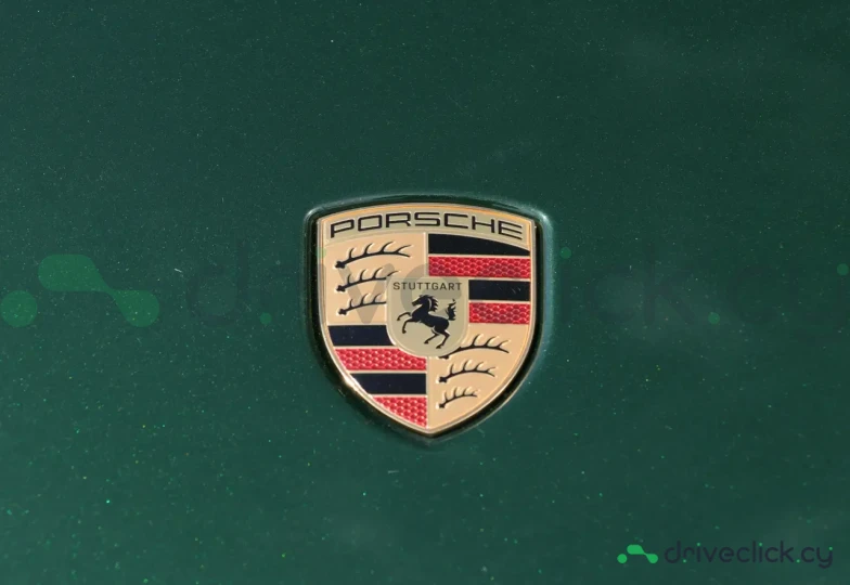 Porsche Panamera Green
