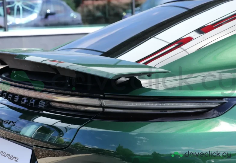 Porsche Panamera Green