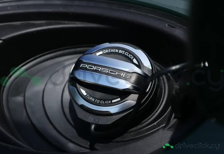 Porsche Panamera Green